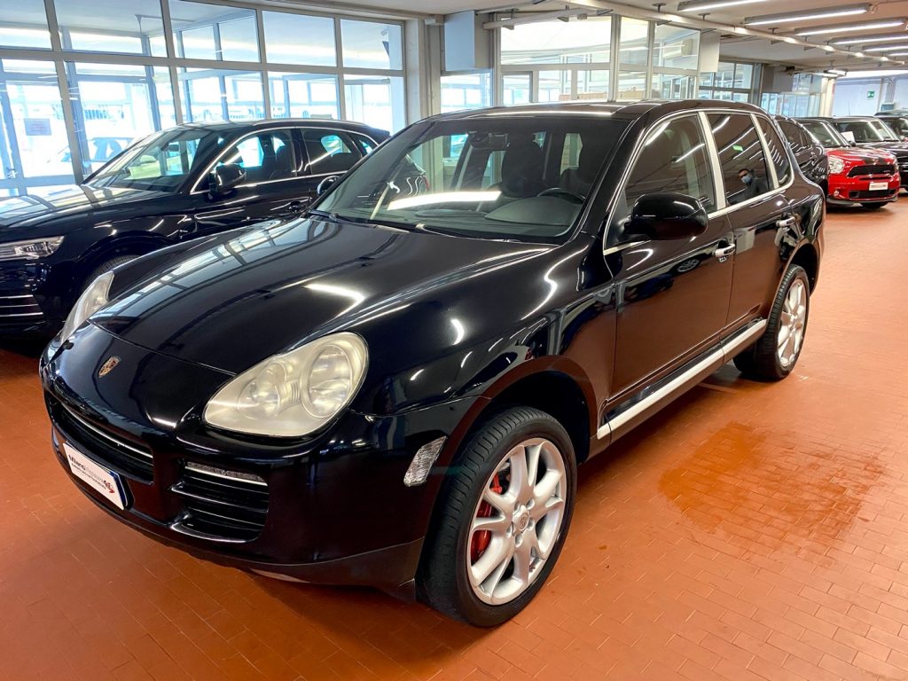 Porsche usata Cayenne 3.2 V6 cat Manuale *147.334 Km*