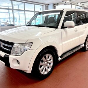 Mitsubishi  Pajero 3.2 DI-D 5 Pt. Instyle DPF *Unico Prop.*