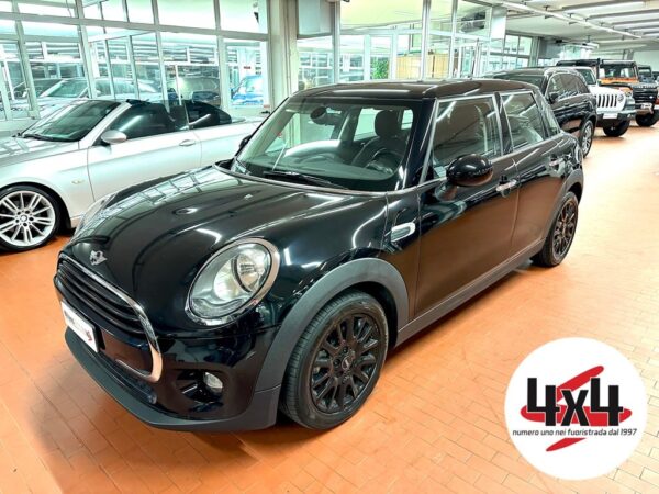 Mini  Cooper D 1.5 Business 5 Pt. *IVA Esposta*Euro 6*