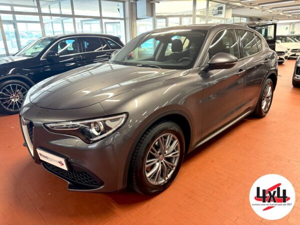Alfa Romeo  Stelvio 2.2 TD 160 CV RWD Business