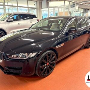 Jaguar  XE 2.0 D AWD 180 CV Auto.