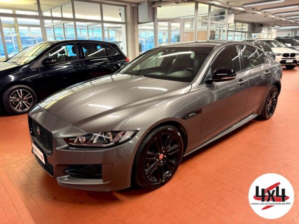 Jaguar  XE 2.0 D 180 CV Auto. R-Sport