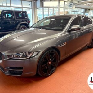 Jaguar  XE 2.0 D 180 CV Auto.
