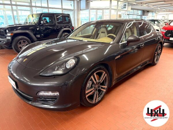 Porsche  Panamera 4.8 4S