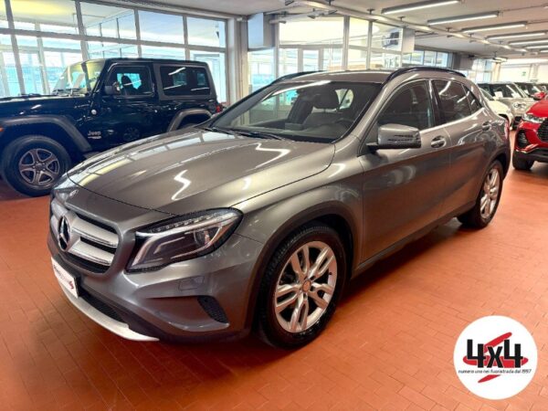 Mercedes-Benz  GLA 220 CDI Auto. 4Matic Sport