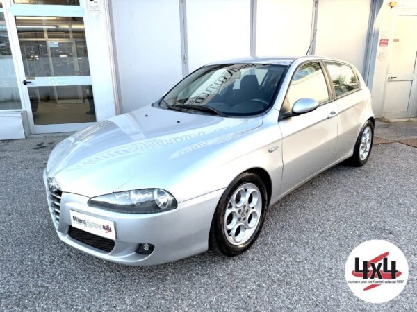 Alfa Romeo  147 1.9 JTD 5 Pt. Distinctive