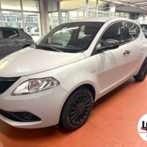 Lancia  Ypsilon 1.2 69 CV 5 porte Platinum *OFFERTA PROMO*